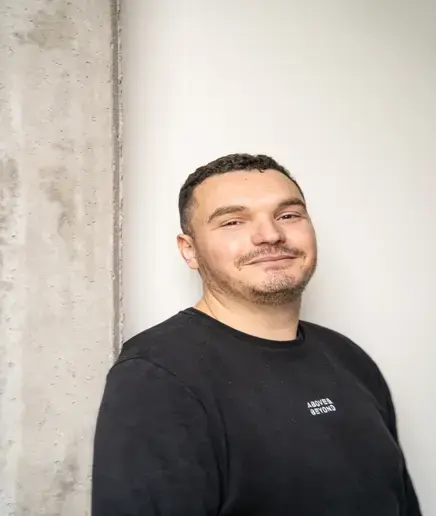 Hosni – CNC Operator